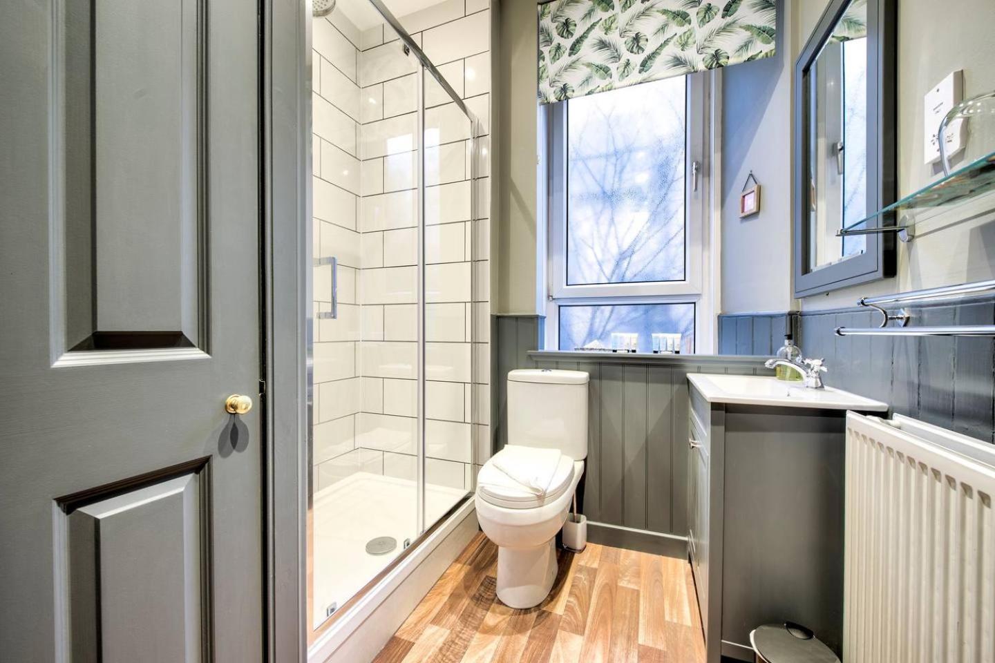 Guestready - Stylishly Presented City Centre Ap Единбург Екстериор снимка
